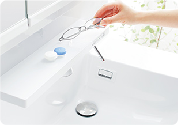 使い勝手のいい洗面台に