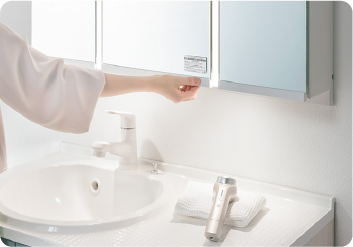 収納たっぷりの洗面化粧台